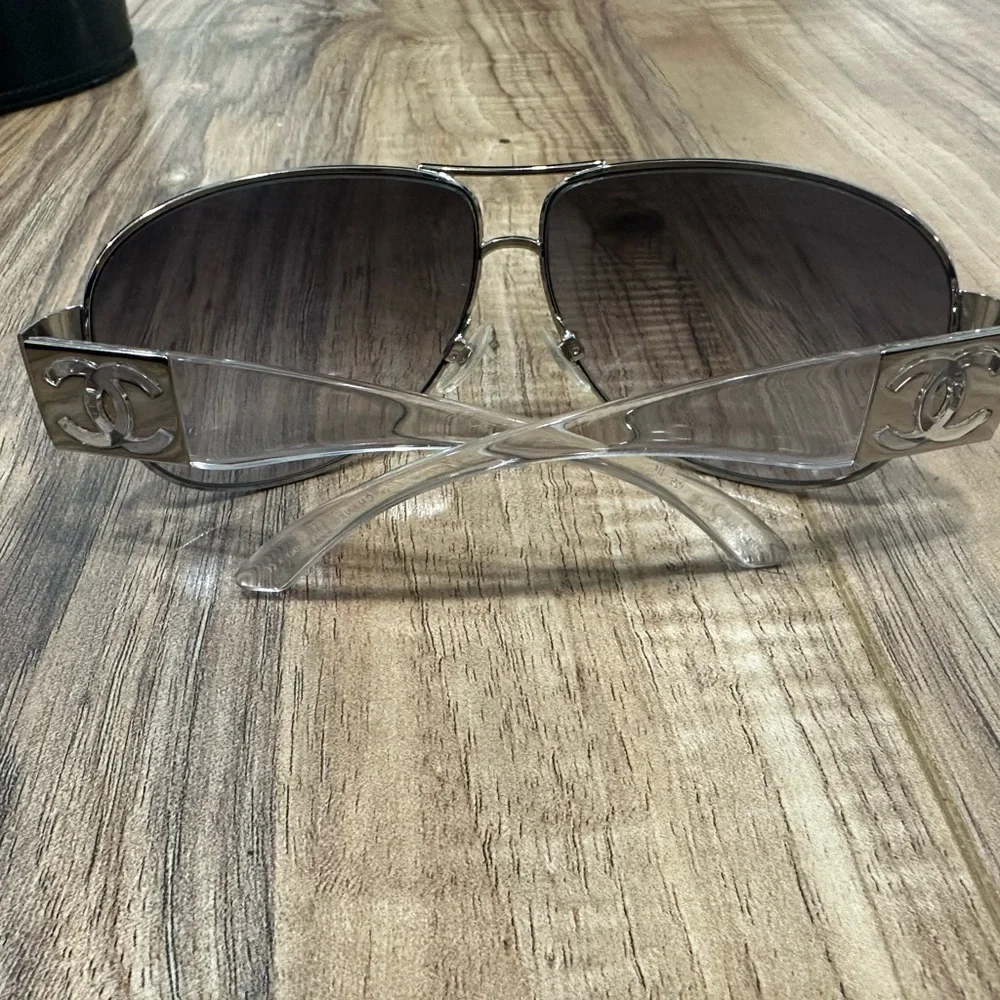 Beautiful Chanel Aviator Sunglasses